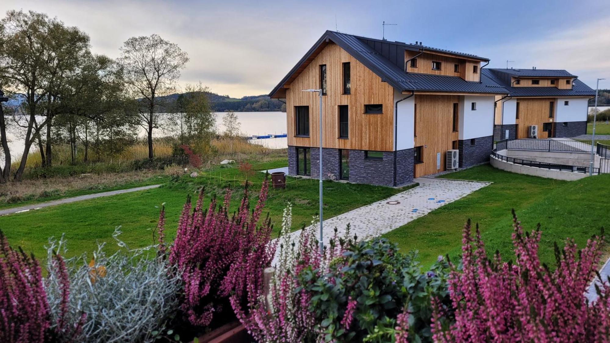 Apartman Amali Deluxe Černá v Pošumaví Exterior foto